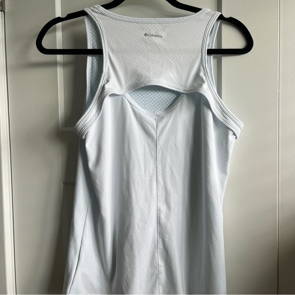 Columbia Athletic Tank top Sz M - Picture 2 of 7